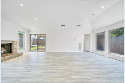 11107 Kitty Brook Drive, Houston, TX 77071 - Photo 13