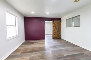 985 Co Rd 301, Shiner, TX 77984 - Photo 11