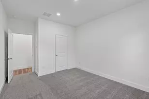 6061 De Soto St, Houston, TX 77091 - Photo 7