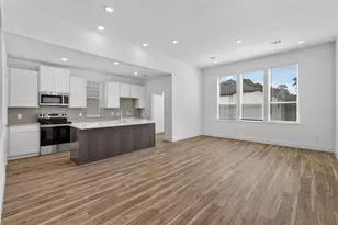 6061 De Soto St, Houston, TX 77091 - Photo 9