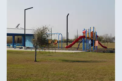 266 1st Street, Port Lavaca, TX 77979 - Photo 17