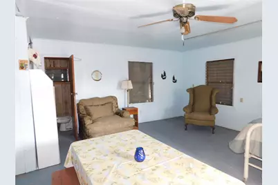 266 1st Street, Port Lavaca, TX 77979 - Photo 3