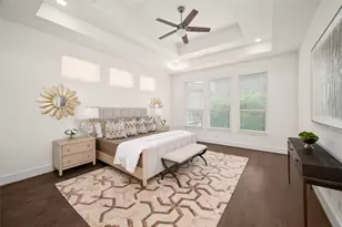 2215 MacArthur St, Houston, TX 77030 - Photo 13