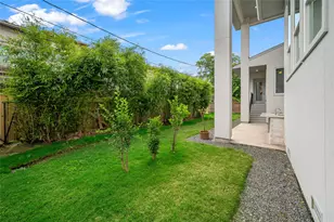 2215 MacArthur St, Houston, TX 77030 - Photo 21