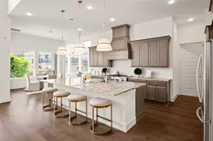 2215 MacArthur St, Houston, TX 77030 - Photo 7
