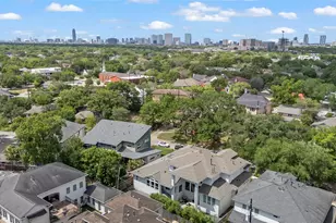 2215 MacArthur St, Houston, TX 77030 - Photo 33