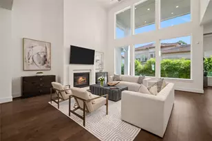 2215 MacArthur St, Houston, TX 77030 - Photo 5