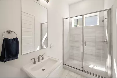 2215 Macarthur Street, Houston, TX 77030 - Photo 19