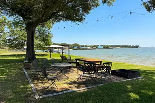 20274 County Rd 376, Marquez, TX 77865 - Photo 11