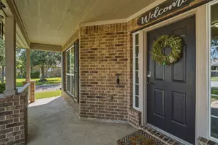 915 Misty Cliff, Dickinson, TX 77539 - Photo 5