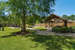 915 Misty Cliff, Dickinson, TX 77539 - Photo 37
