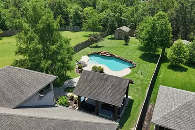 915 Misty Cliff, Dickinson, TX 77539 - Photo 1