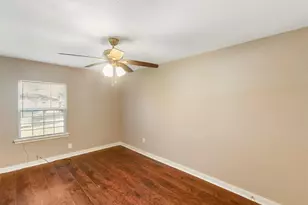 1029 Sycamore St, La Marque, TX 77568 - Photo 7
