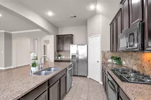 9515 Alabaster Oaks Ln, Humble, TX 77396 - Photo 17