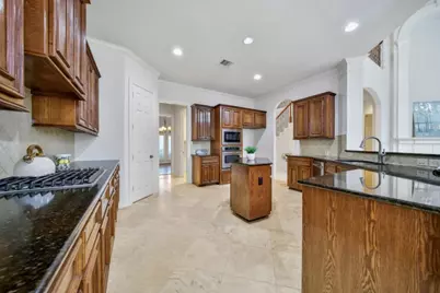 6811 Colonade Trail, Sugar Land, TX 77479 - Photo 19