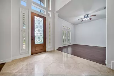 6811 Colonade Trail, Sugar Land, TX 77479 - Photo 11
