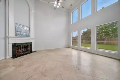 6811 Colonade Trail, Sugar Land, TX 77479 - Photo 13