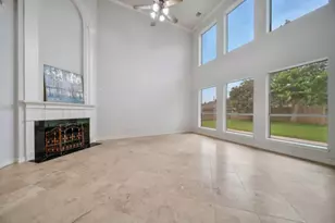 6811 Colonade Tr, Sugar Land, TX 77479 - Photo 13