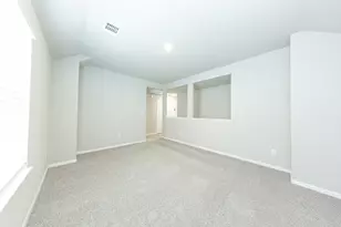 2126 Creole Crk Ln, Houston, TX 77090 - Photo 11