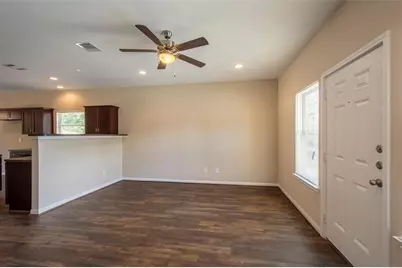 8530 Homewood Lane #B, Houston, TX 77028 - Photo 5