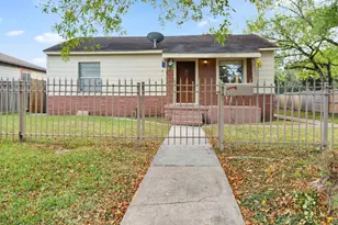 2111 3rd St, Galena Park, TX 77547 - Photo 25