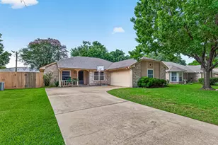 15343 Meadow Village Dr, Houston, TX 77095 - Photo 1