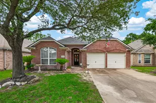 11818 Leaf Oak Dr, Houston, TX 77065 - Photo 1