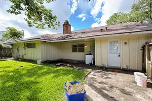 12342 Barryknoll Ln, Houston, TX 77024 - Photo 25