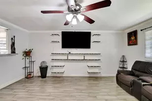 8314 Albacore Dr, Houston, TX 77074 - Photo 7