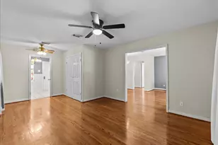 7527 Vista Verde St, Houston, TX 77087 - Photo 9