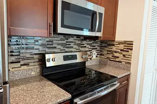 7575 Cambridge St, Houston, TX 77054 - Photo 3