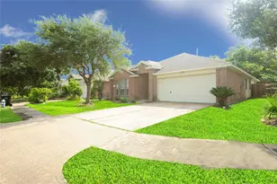 7023 Shaman Ln, Houston, TX 77083 - Photo 3