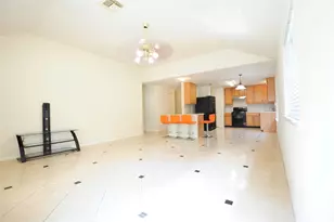 7023 Shaman Ln, Houston, TX 77083 - Photo 5