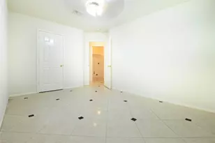 7023 Shaman Ln, Houston, TX 77083 - Photo 15
