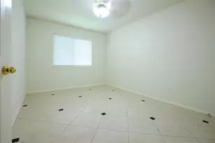 7023 Shaman Ln, Houston, TX 77083 - Photo 17