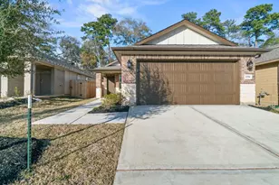 2014 Darlington Oak Dr, Conroe, TX 77304 - Photo 1