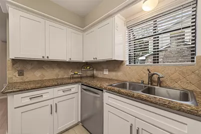 11007 Ella Lee Lane, Houston, TX 77042 - Photo 21