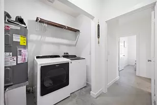 1020 10th St, Hempstead, TX 77445 - Photo 11