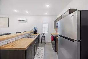 1020 10th St, Hempstead, TX 77445 - Photo 17