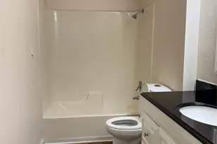 4910 Alamo Dr, Galveston, TX 77551 - Photo 9