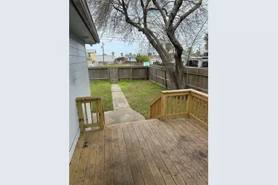 4910 Alamo Drive, Galveston, TX 77551 - Photo 5