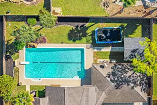 1305 Buttonwood Dr, Friendswood, TX 77546 - Photo 33