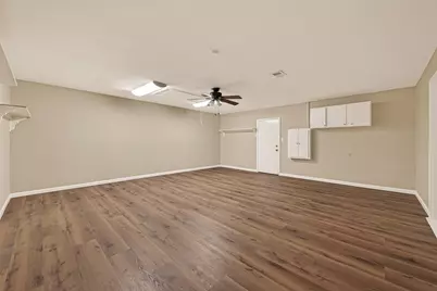 5646 Hazen Street, Houston, TX 77081 - Photo 37