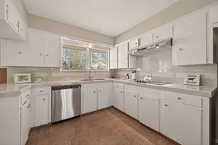 5646 Hazen St, Houston, TX 77081 - Photo 17