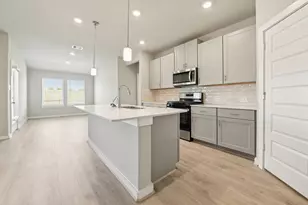 31022 De La Guerra St, Huffman, TX 77336 - Photo 11