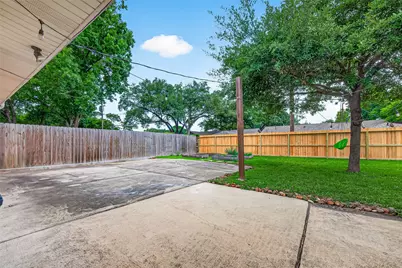 5422 Hummingbird Street, Houston, TX 77096 - Photo 41