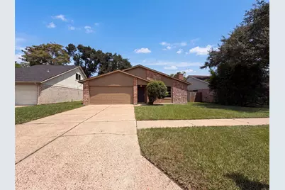 5602 Briarwood Forest Drive, Houston, TX 77088 - Photo 1