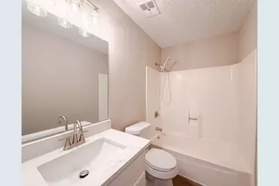 5602 Briarwood Forest Drive, Houston, TX 77088 - Photo 15