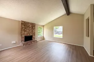 5602 Briarwood Forest Dr, Houston, TX 77088 - Photo 3