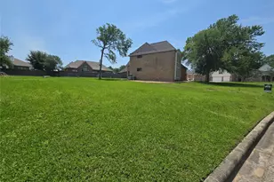 7244 Edgewater Dr, Willis, TX 77318 - Photo 1